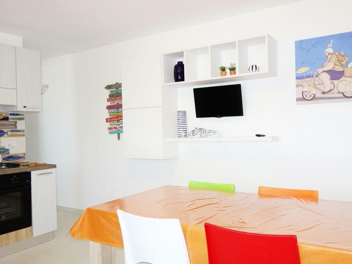 La Baia Apartments Torre Lapillo Exterior photo